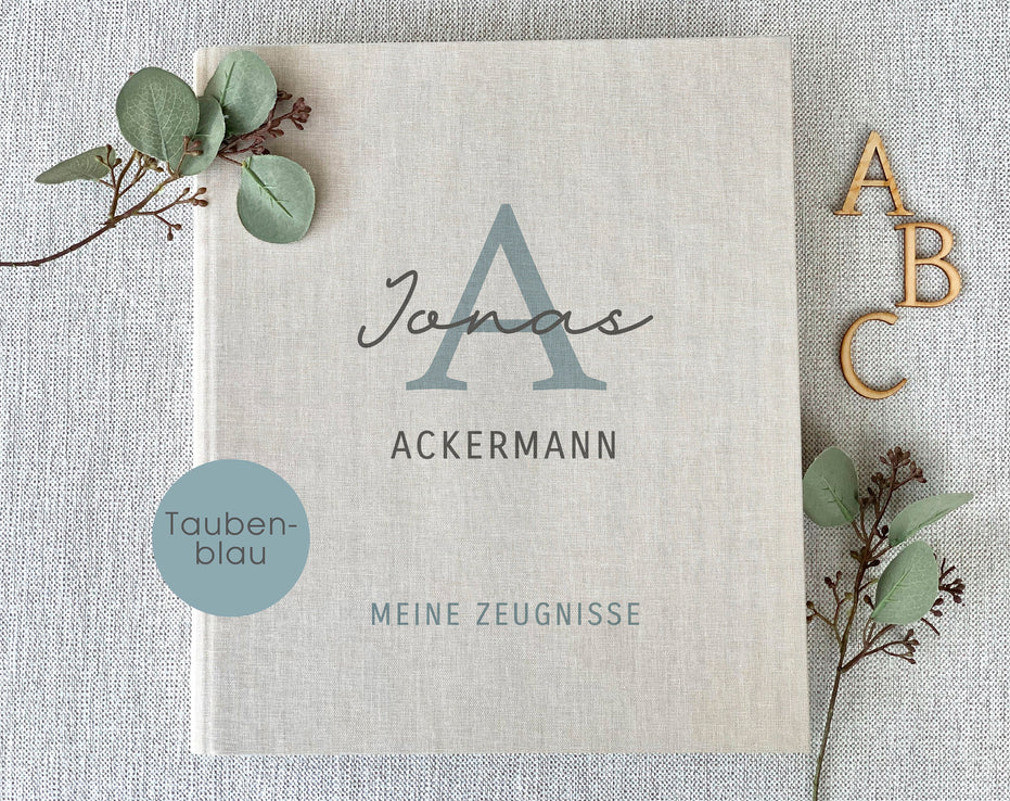 Zeugnisordner_Ben_mit_Monogramm
#v-zeugnis-ordner-taubenblau